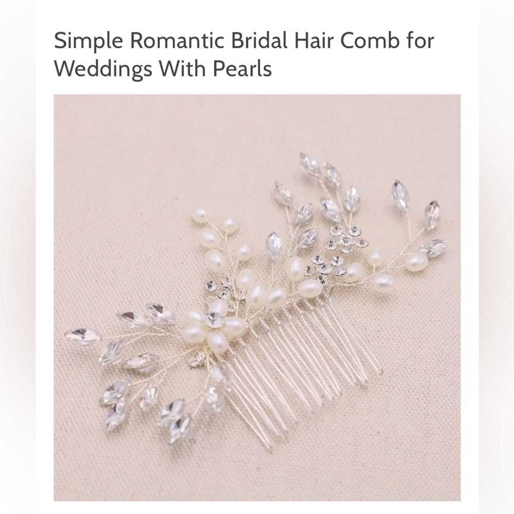 Simple Romantic Bridal Hair Comb for Weddings With Pearls and Rhinestones NEW